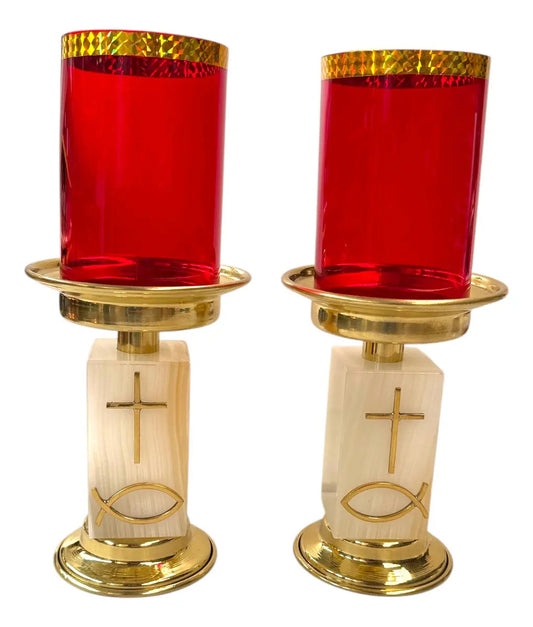 Candeleros de altar, vaso rojo y piedra cuadrada con pez y cruz, ónix y latón, hecho a mano en México