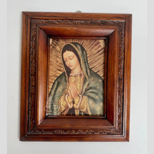 Lote de 17 cuadros del busto de la Virgen de Guadalupe, acabado nogal, hechos a mano en México