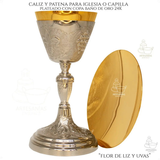 Cáliz y patena, de latón con baño de oro, hecho a mano en México
