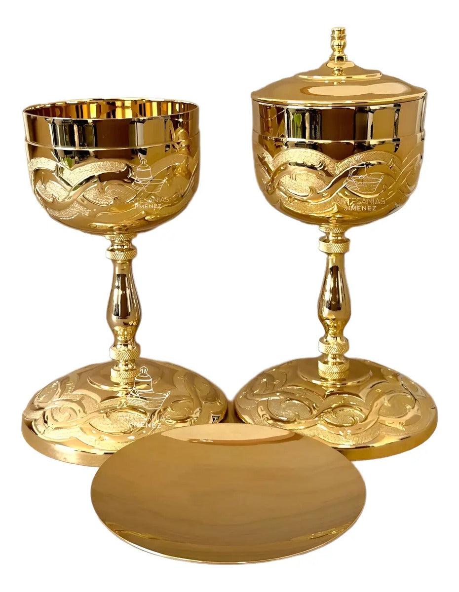 Cáliz copón y patena para iglesia o capilla espinas en latón con baño de oro — vista 7