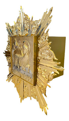 Sagrario O Tabernaculo Con Resplandor Y Expositor De Cordero