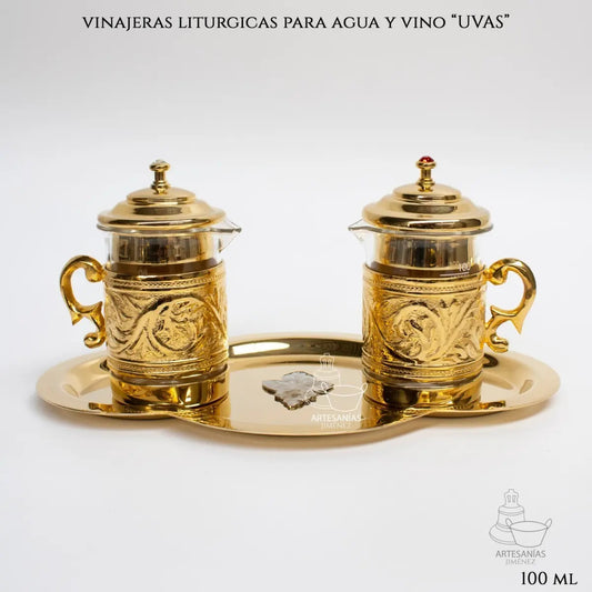 Juego de vinajeras modelo A952 de 100 ml con uvas, latón con baño de oro, hecho a mano en México