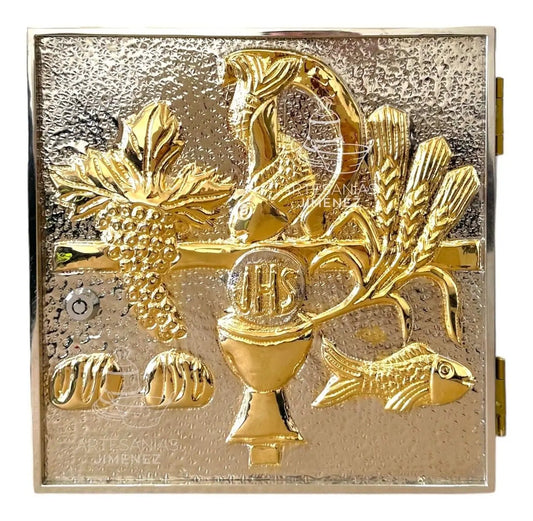 Sagrario con símbolos litúrgicos de 30x30 cm y baño de níquel y oro, hecho a mano en México