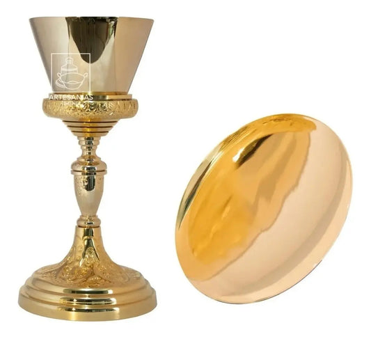 Cáliz y patena para iglesia o capilla barroco dorado, de latón con baño de oro, hecho a mano en México