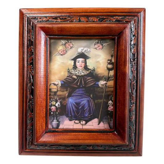 Cuadro del Santo Niño de Atocha de 22x19 cm en madera de pino, acabado nogal, hecho a mano en México