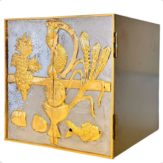 Sagrario de 45x45 cm con símbolos, expositor y baño de níquel y oro, hecho a mano en México