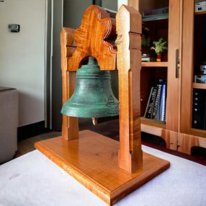 Campana Esquila De Mesa Bronce Patinado Verde